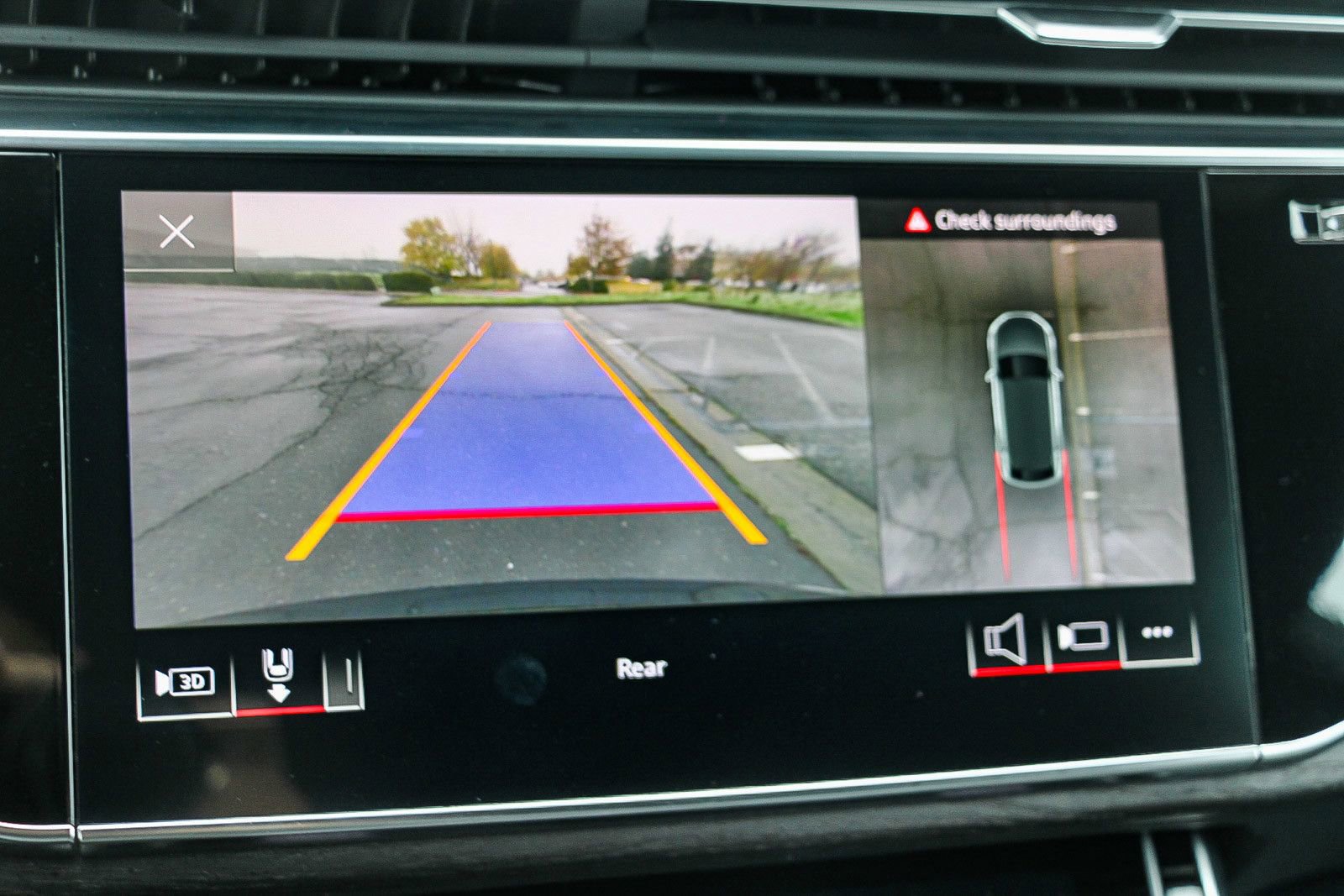 Used 2021 Audi Q8 Premium Plus w/ Premium Plus Package image 24