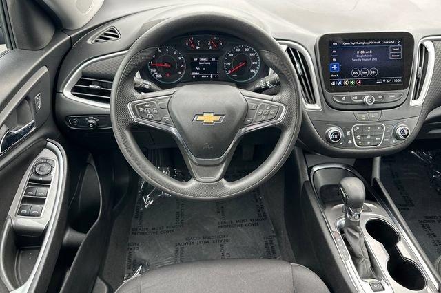 Used 2024 Chevrolet Malibu LT FWD image 16