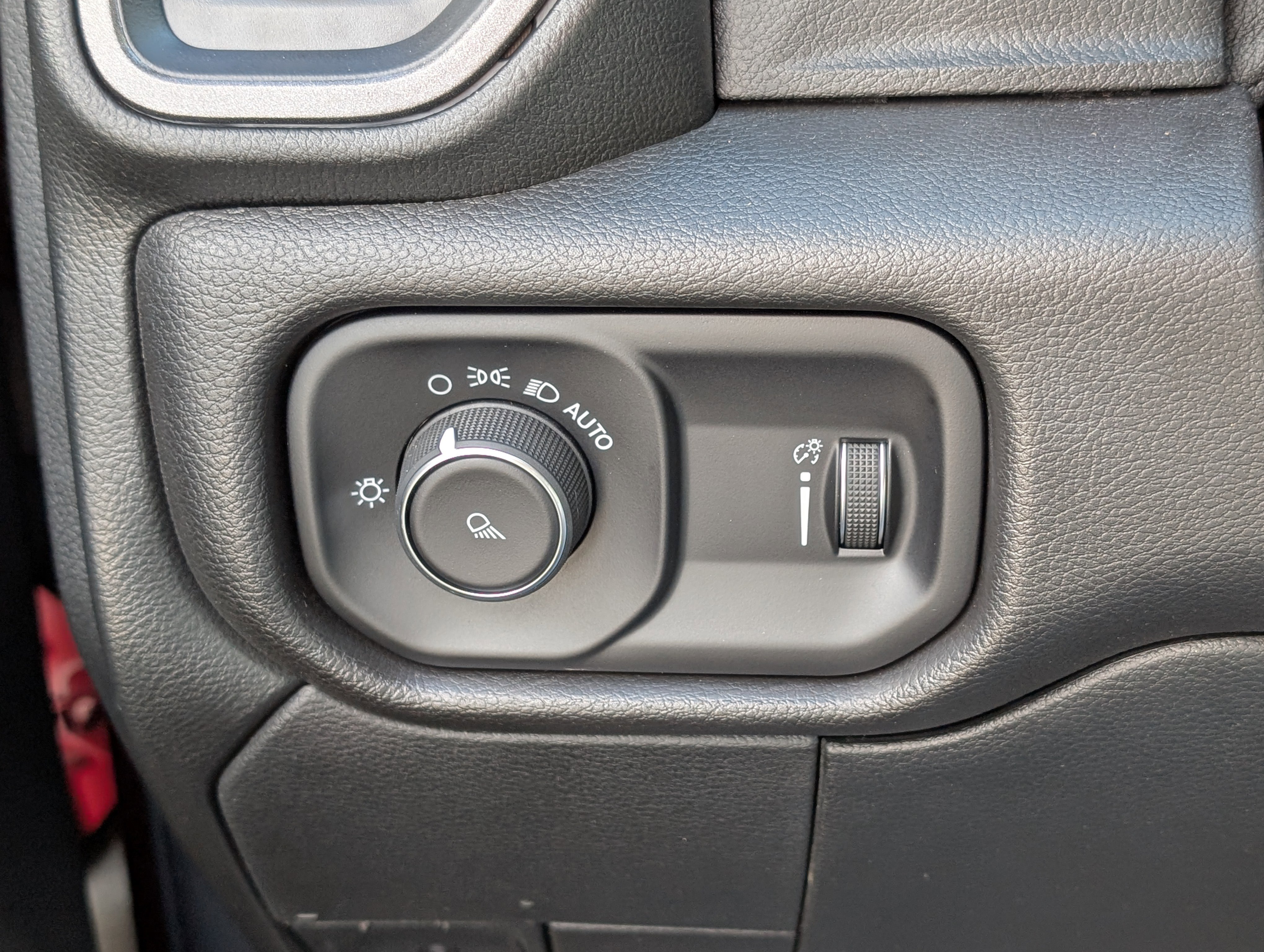 Used 2022 RAM 2500 Tradesman image 19