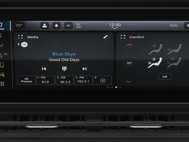 New 2025 Jeep Gladiator Sport AWD/4WD image 23