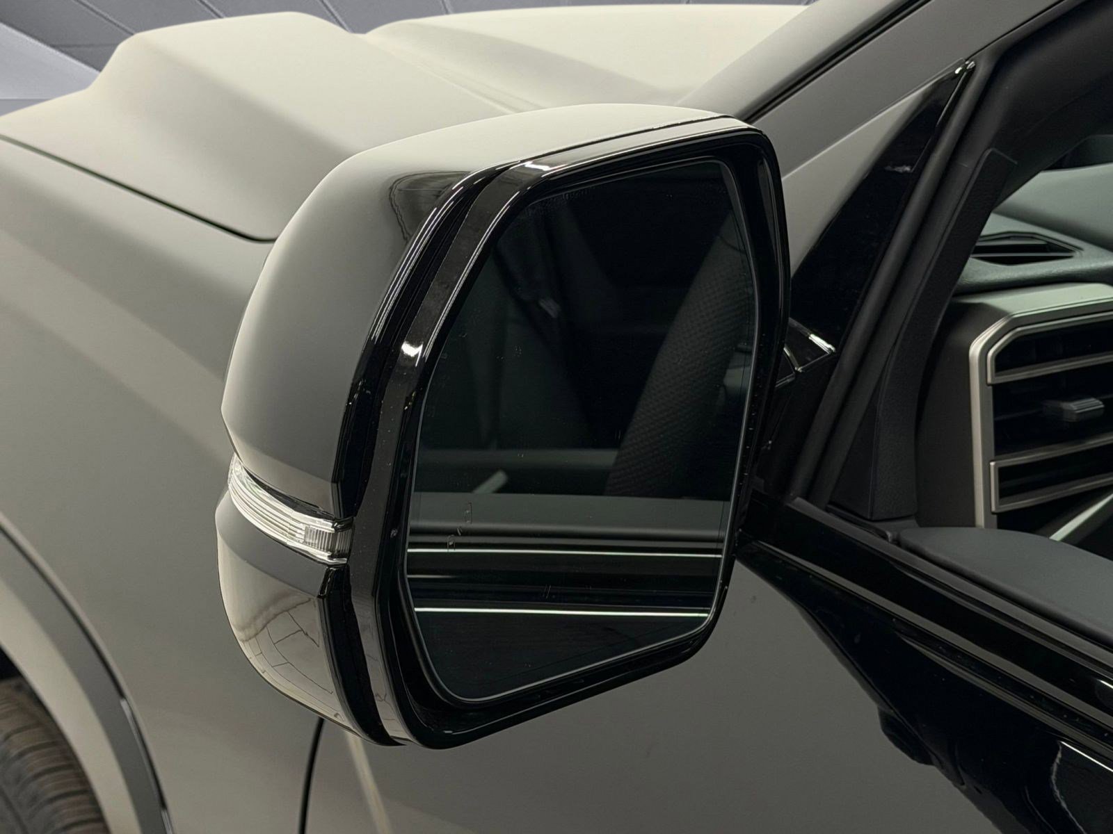 New 2026 Toyota Tundra Platinum image 39