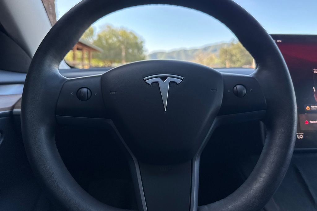 Used 2023 Tesla Model 3 Performance image 25