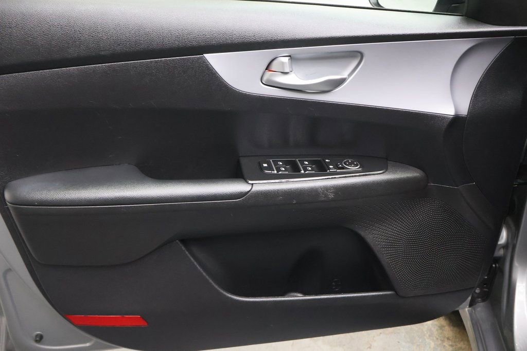 Used 2024 Kia Forte LXS image 16