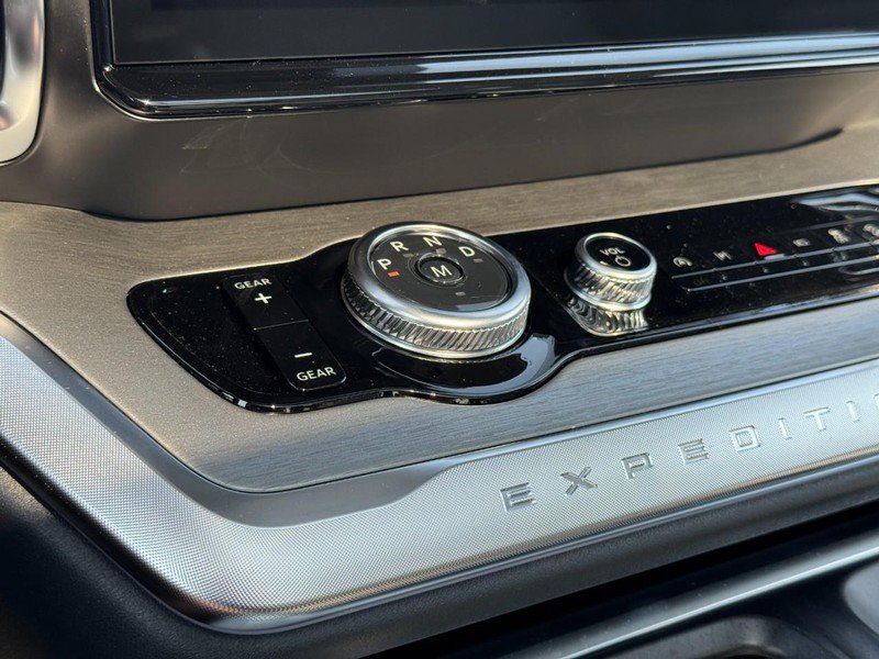 New 2027 Ford Expedition Max Platinum AWD/4WD image 13