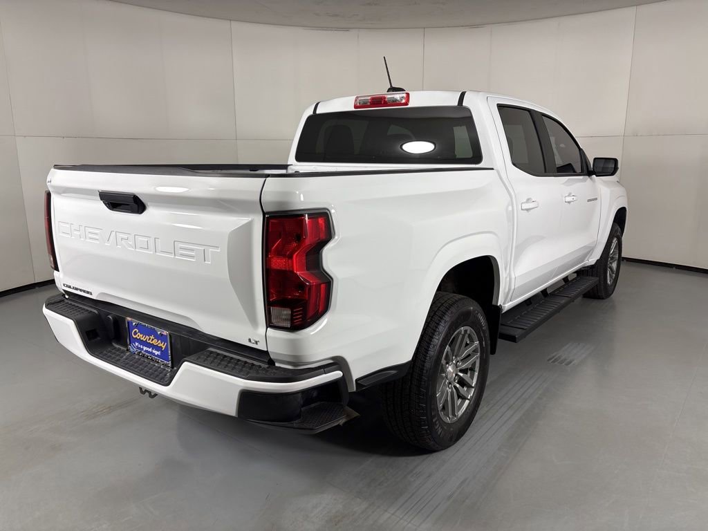 Used 2024 Chevrolet Colorado LT image 11
