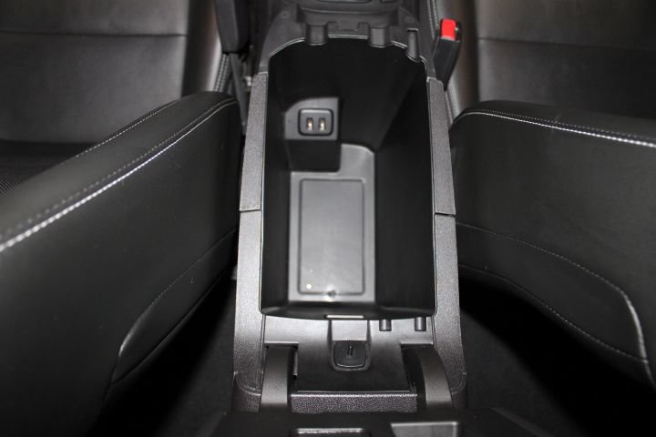 Used 2024 GMC Terrain SLT w/ Tech Package AWD/4WD image 29