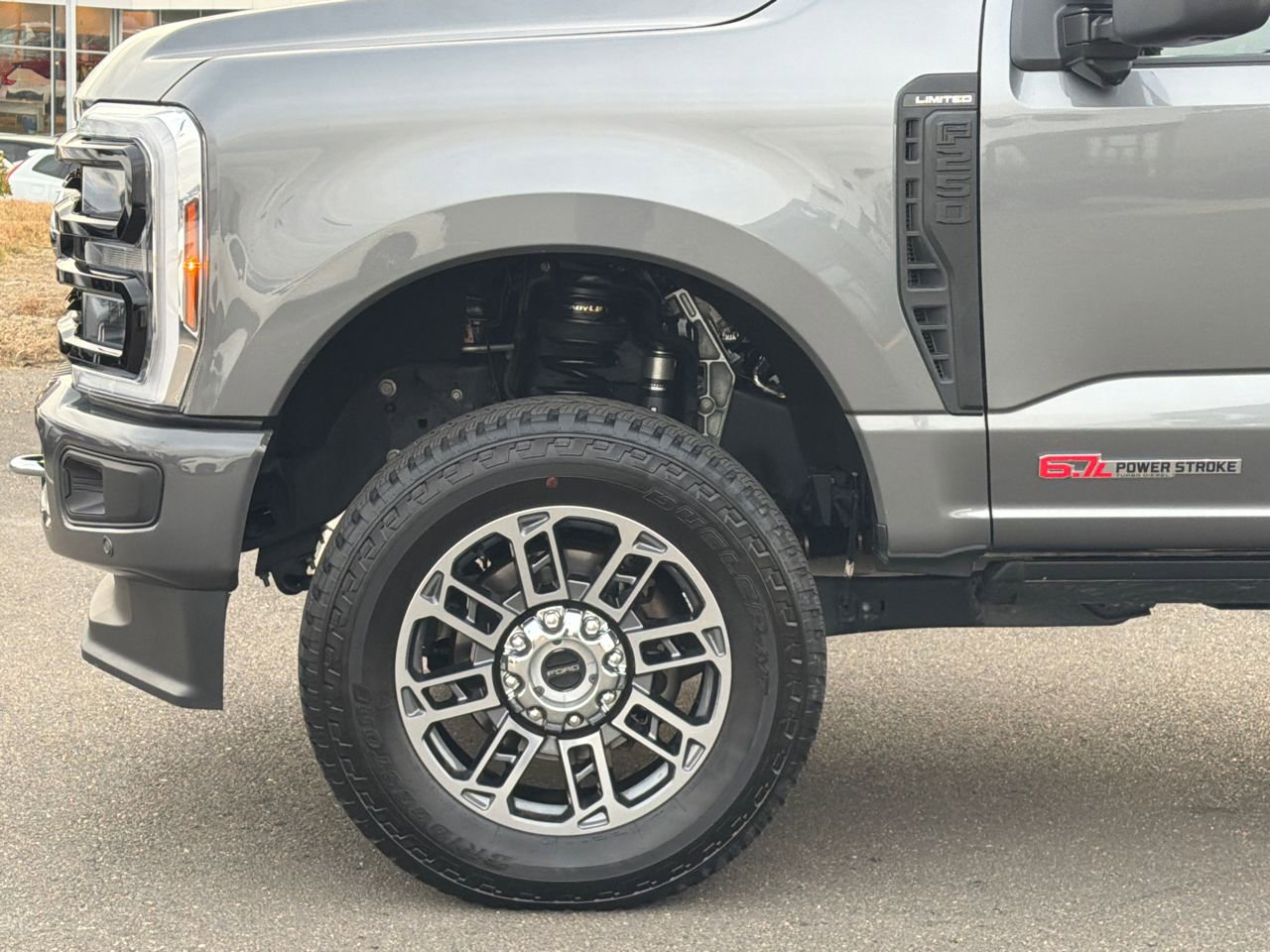 Used 2024 Ford F250 Limited w/ FX4 Off-Road Package image 5