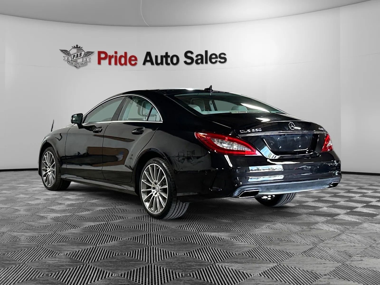 Used 2016 Mercedes-Benz CLS 550 4MATIC image 5