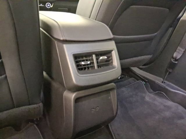 Used 2025 Chevrolet Equinox EV LT w/ Convenience Package image 19