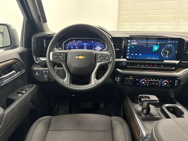 New 2026 Chevrolet Silverado 1500 LT w/ Z71 Off-Road Package AWD/4WD image 24