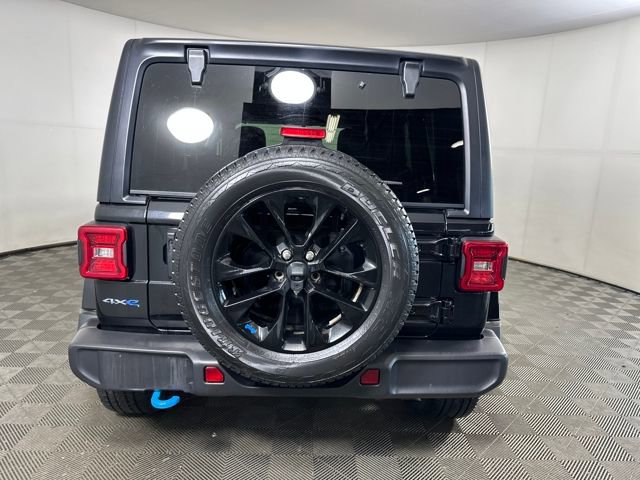 Used 2023 Jeep Wrangler Unlimited Sahara image 4