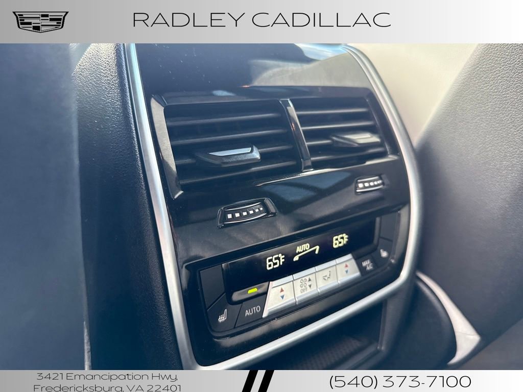 Used 2023 BMW X7 xDrive40i w/ Executive Package image 12