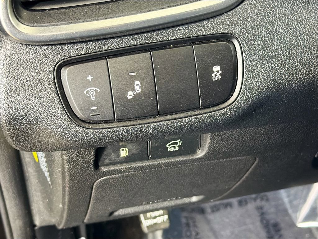 Used 2018 Kia Sorento EX image 12