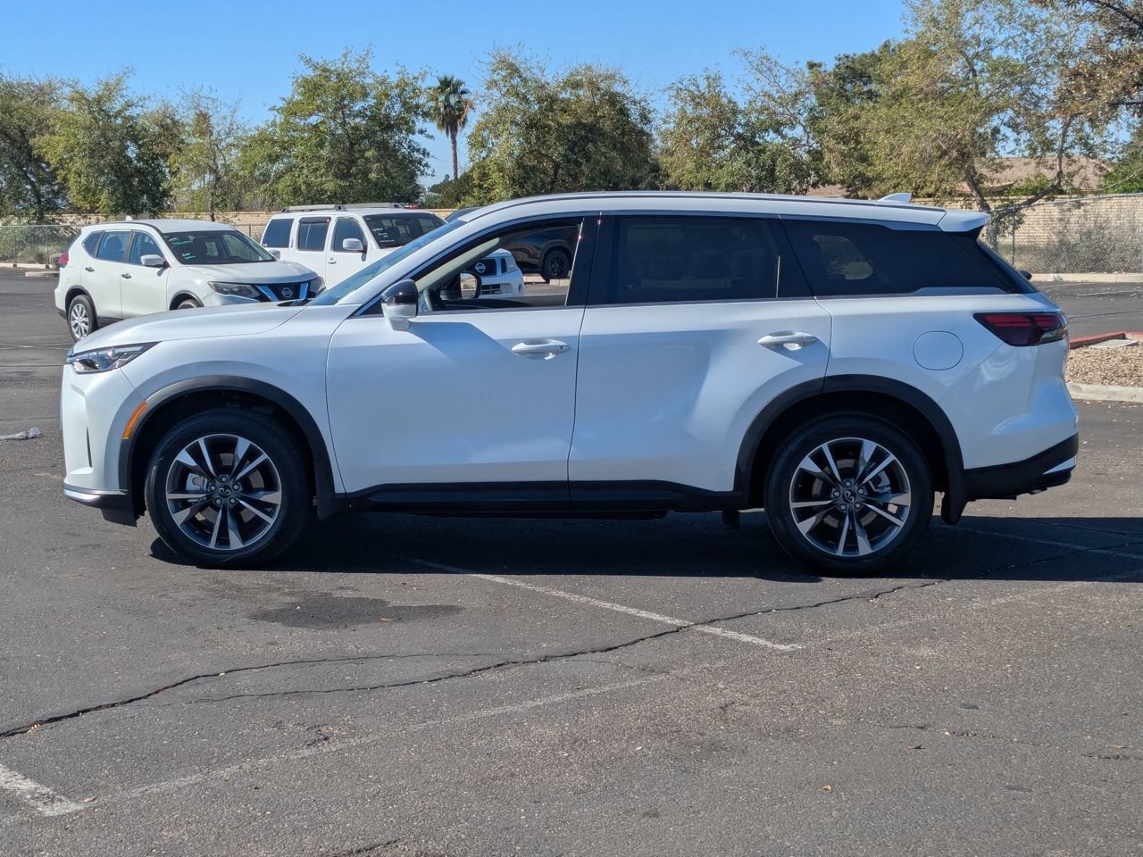 Certified 2026 INFINITI QX60 Pure w/ Cargo Package AWD/4WD image 2