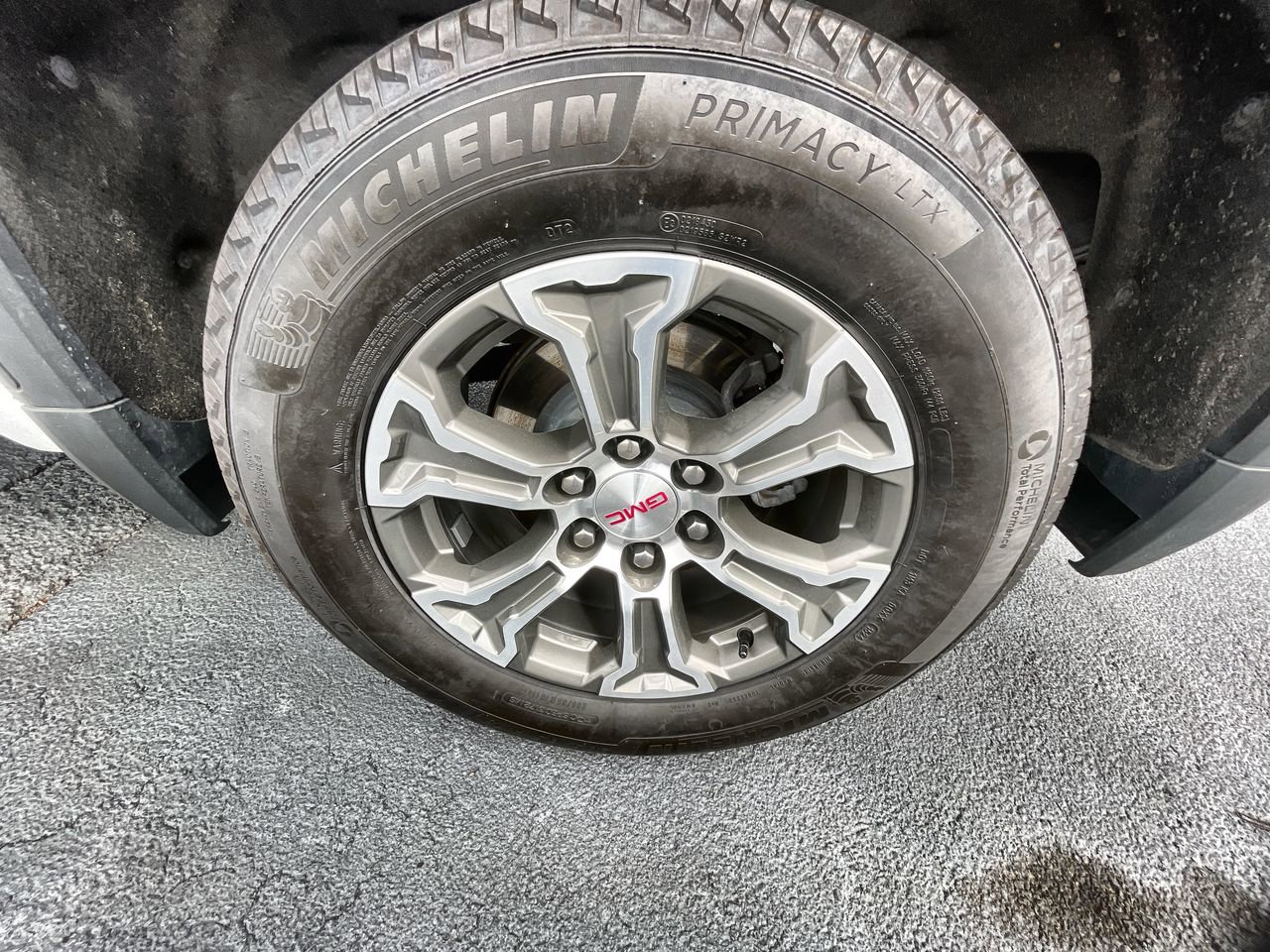 Used 2024 GMC Sierra 1500 SLT AWD/4WD image 32