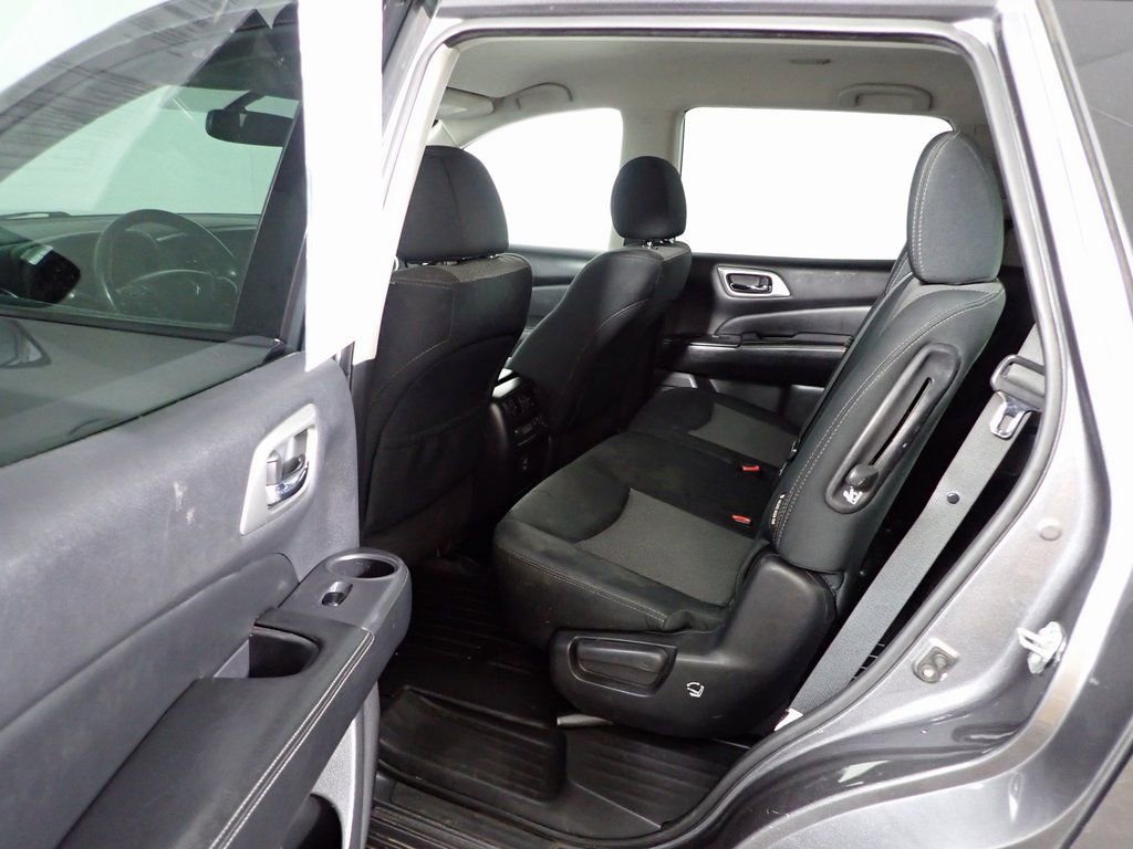 Used 2018 Nissan Pathfinder SV w/ SV All Weather Package image 24