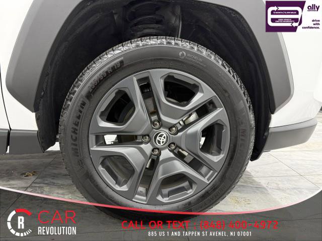 Used 2024 Toyota RAV4 Adventure image 11