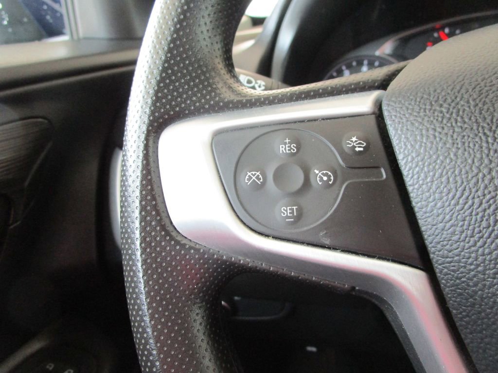 Used 2022 GMC Terrain SLE FWD image 28