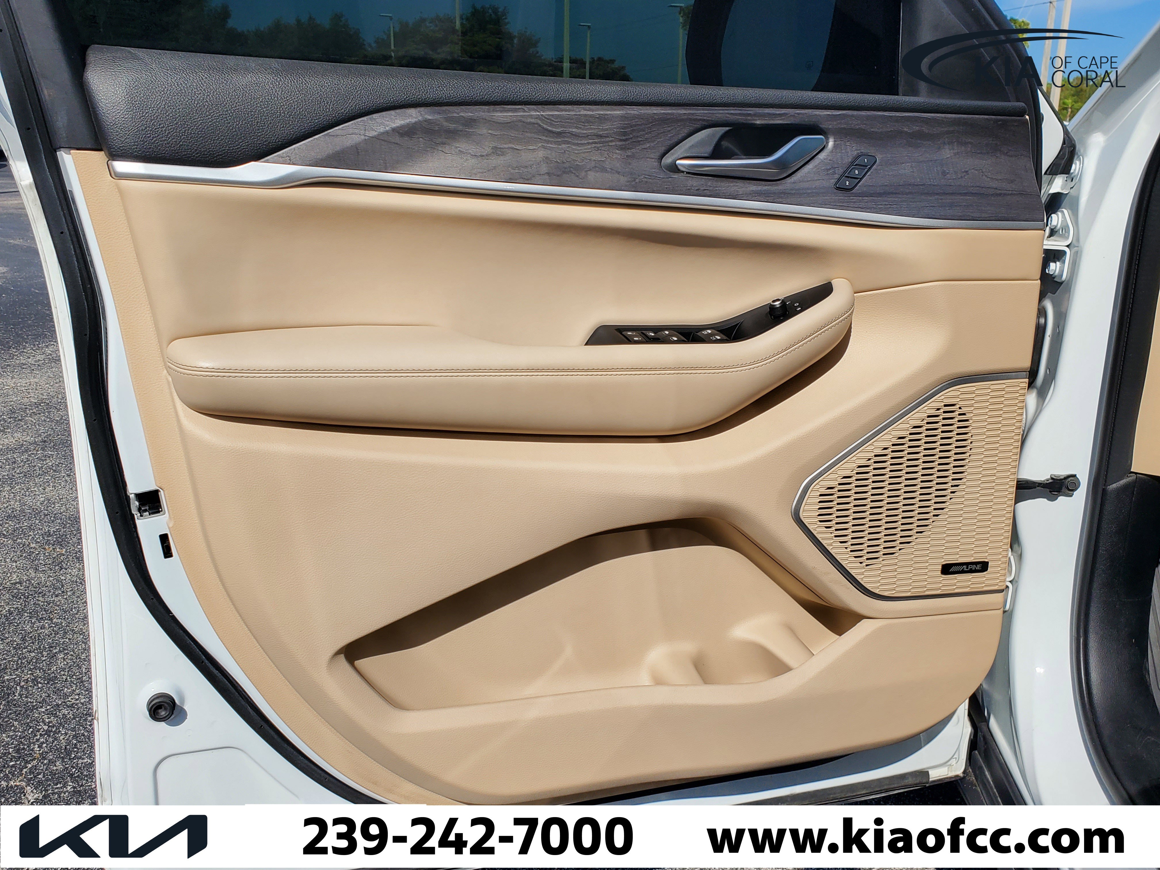 Used 2022 Jeep Grand Cherokee L Limited RWD image 21