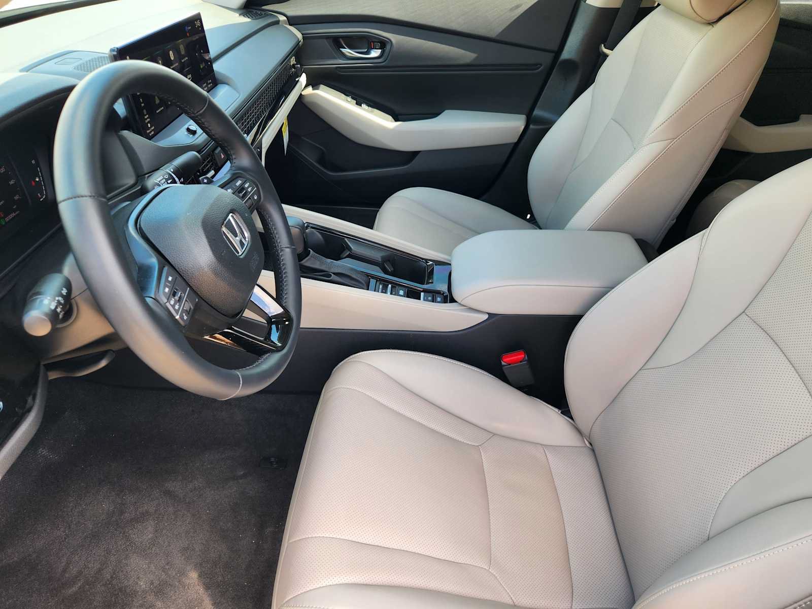 Used 2026 Honda Accord EX-L image 12