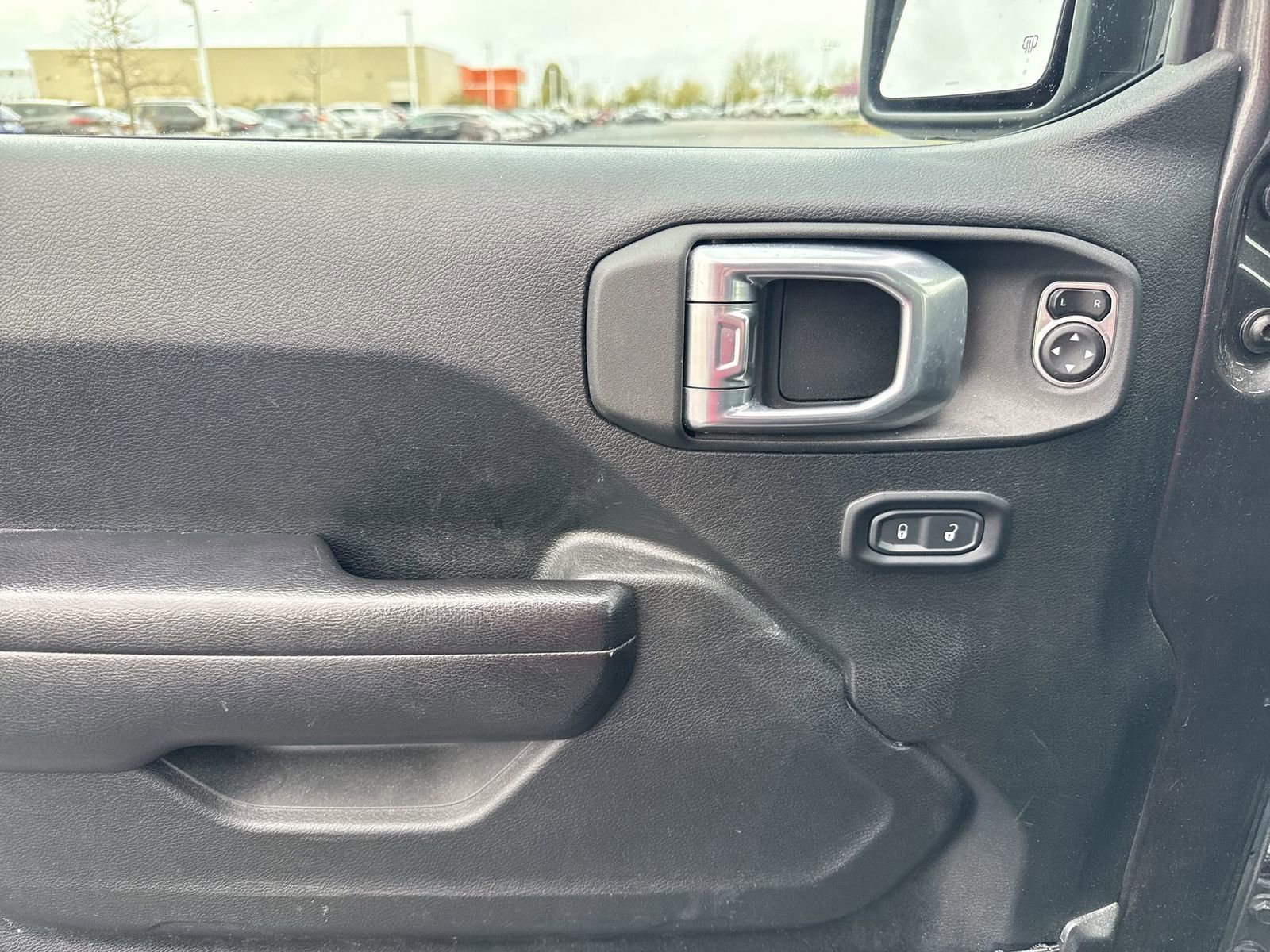 Used 2021 Jeep Gladiator Mojave w/ Cold Weather Group AWD/4WD image 14