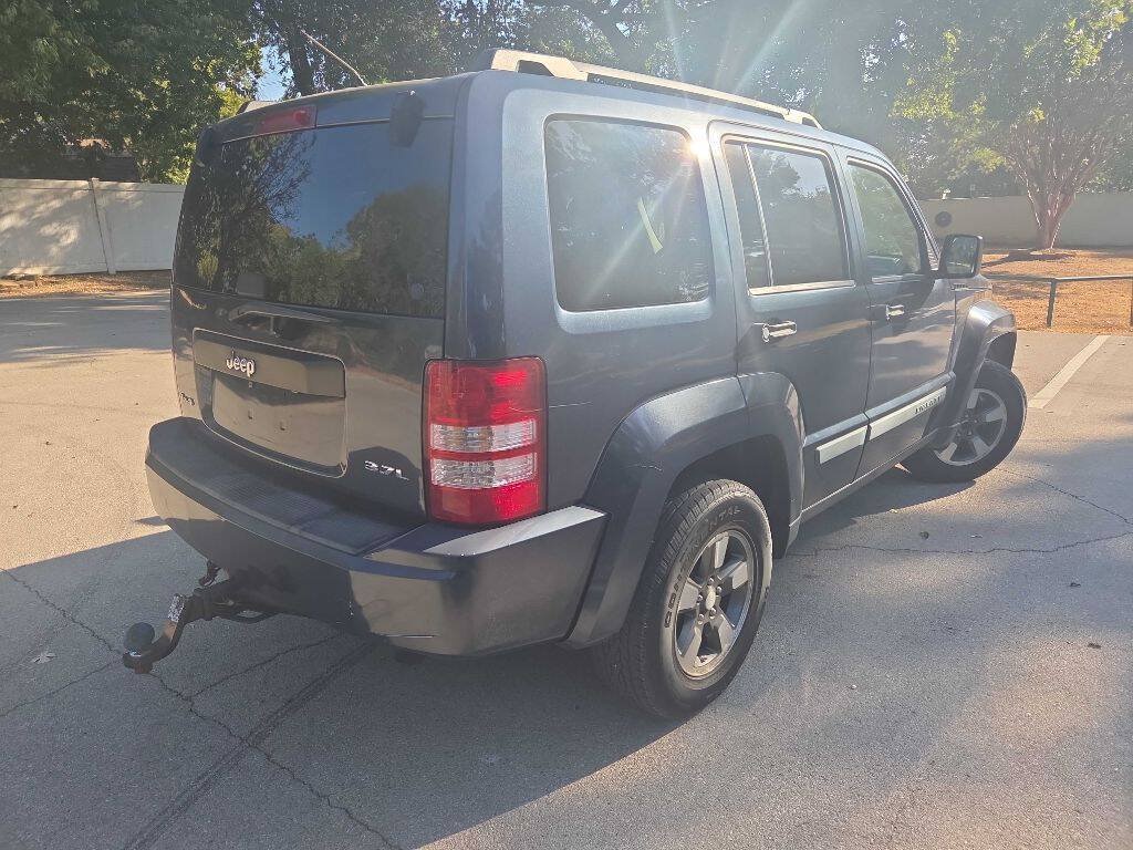 Used 2008 Jeep Liberty Sport w/ Popular Equipment Group AWD/4WD image 6