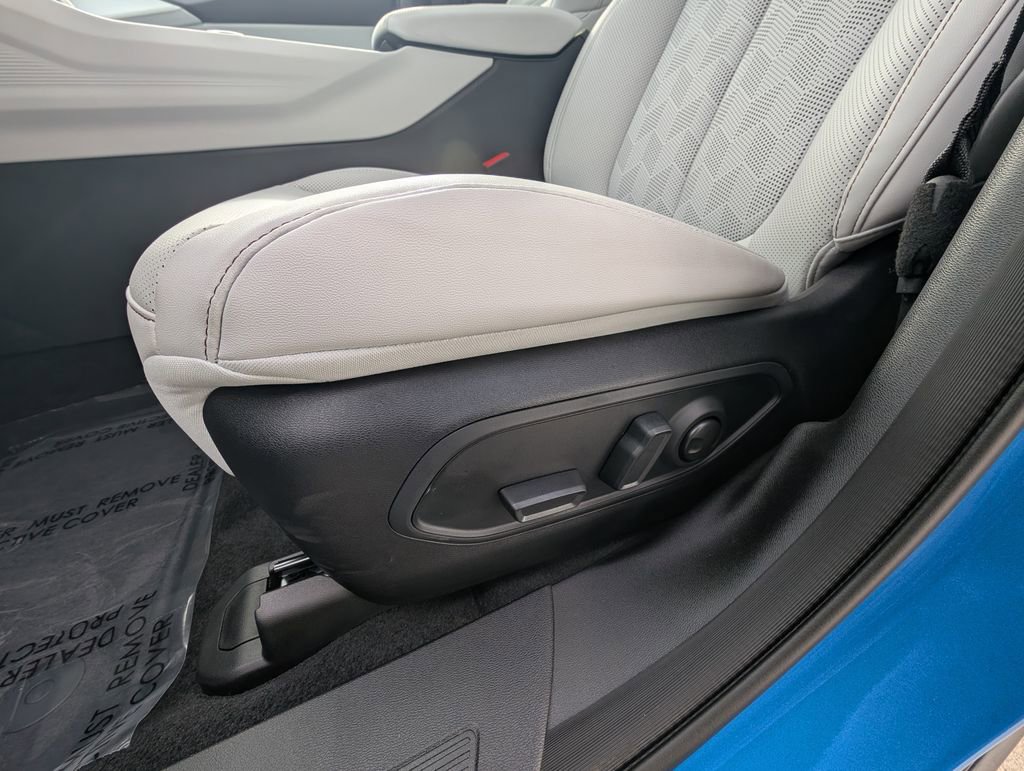 New 2026 Jeep Cherokee Overland AWD/4WD image 15