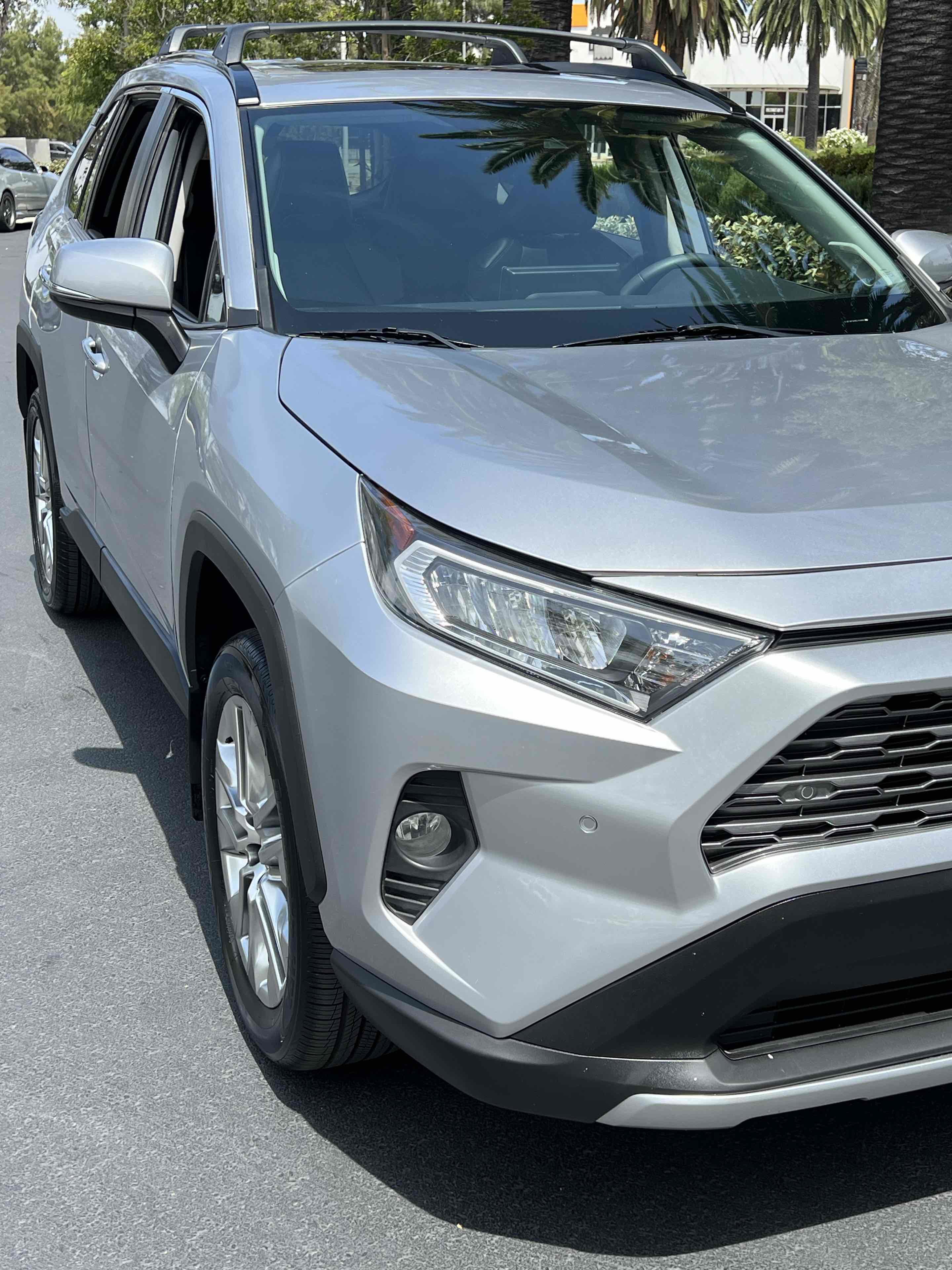 Used 2021 Toyota RAV4 Limited w/ Carpet Mat Package (TMS) image 60