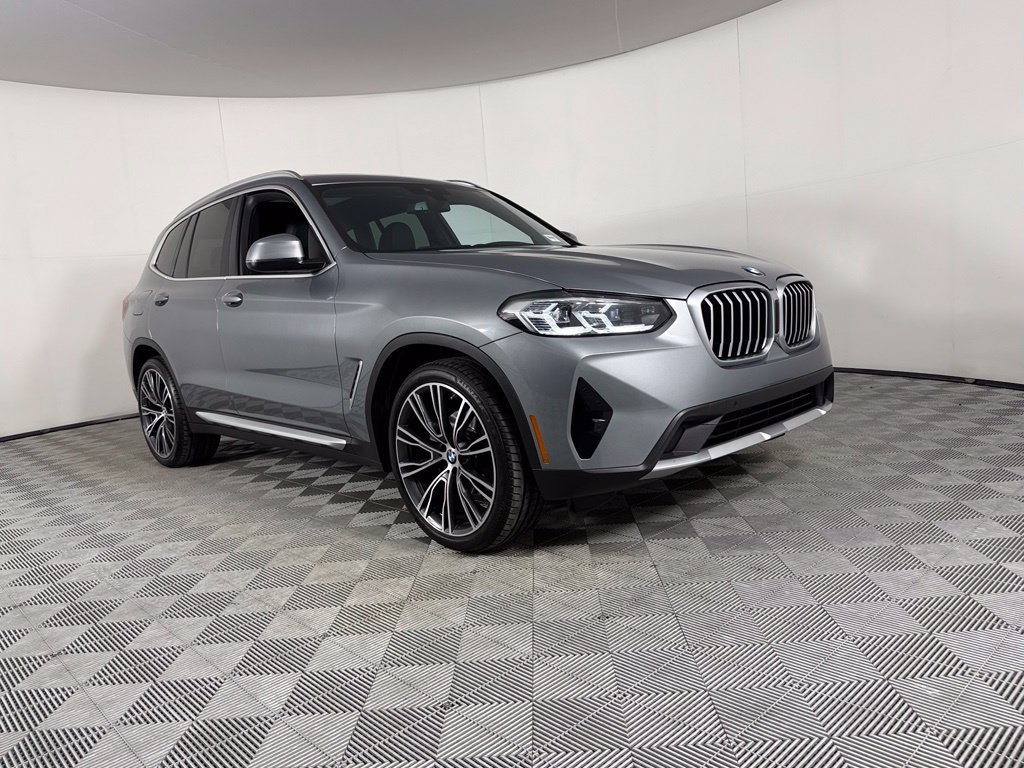 Used 2023 BMW X3 sDrive30i w/ Premium Package RWD image 3
