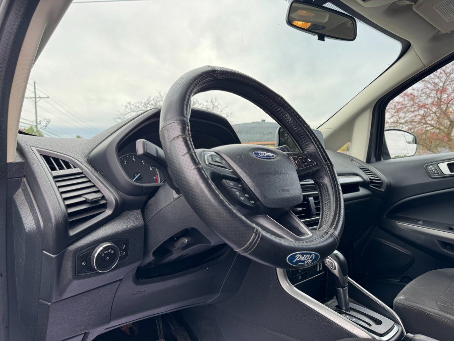 Used 2018 Ford EcoSport SE FWD image 14