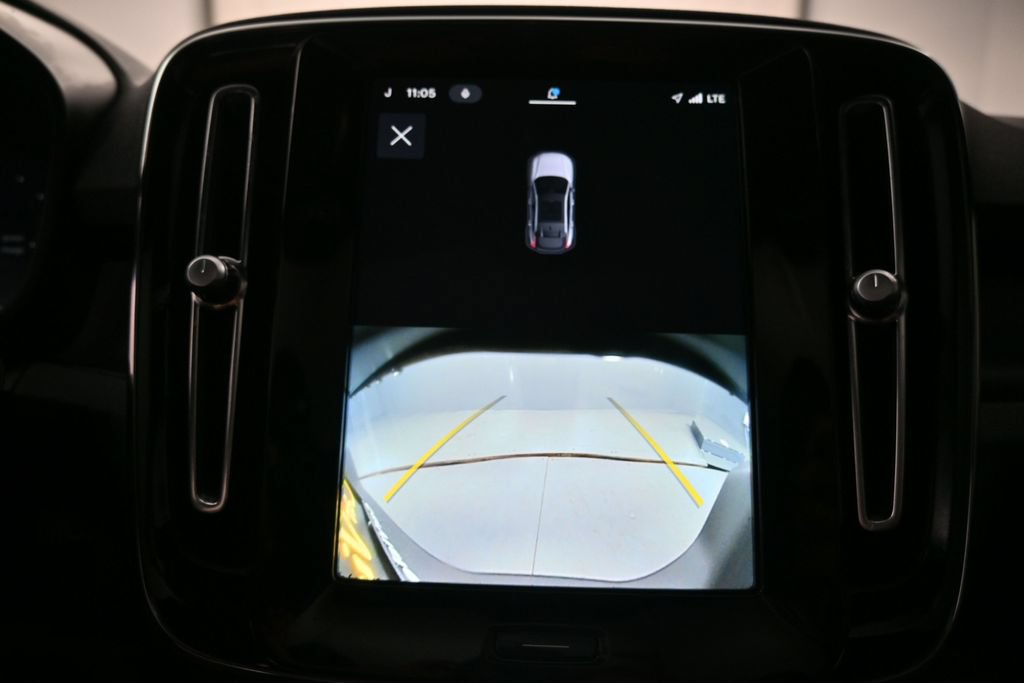 Used 2023 Volvo C40 P8 Recharge Ultimate AWD/4WD image 10