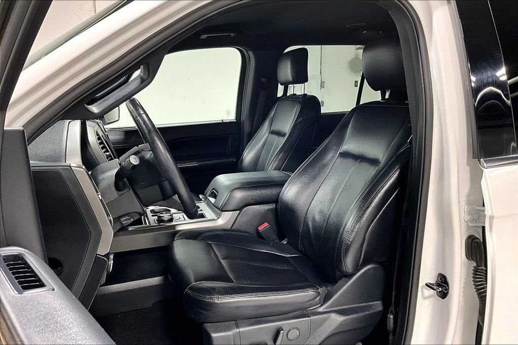 Used 2020 Ford Expedition XLT w/ Equipment Group 201A image 32