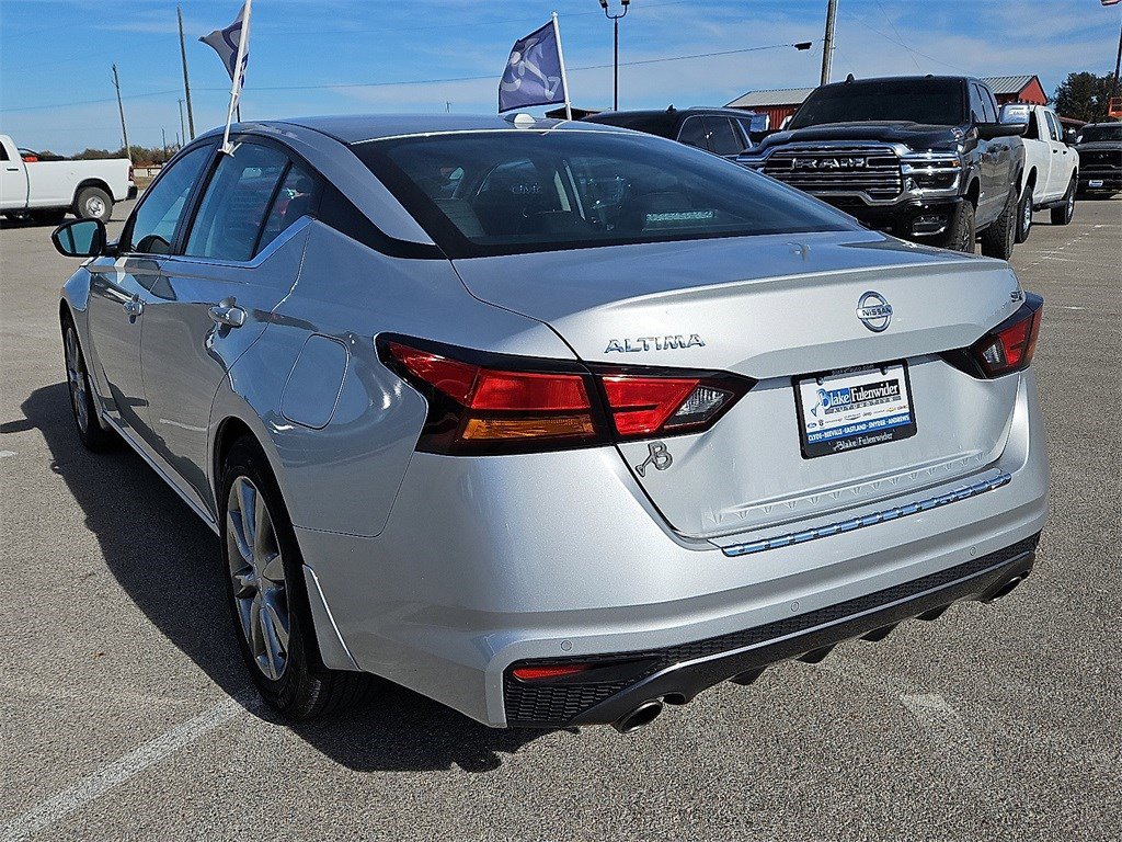 Used 2022 Nissan Altima 2.5 SR image 4