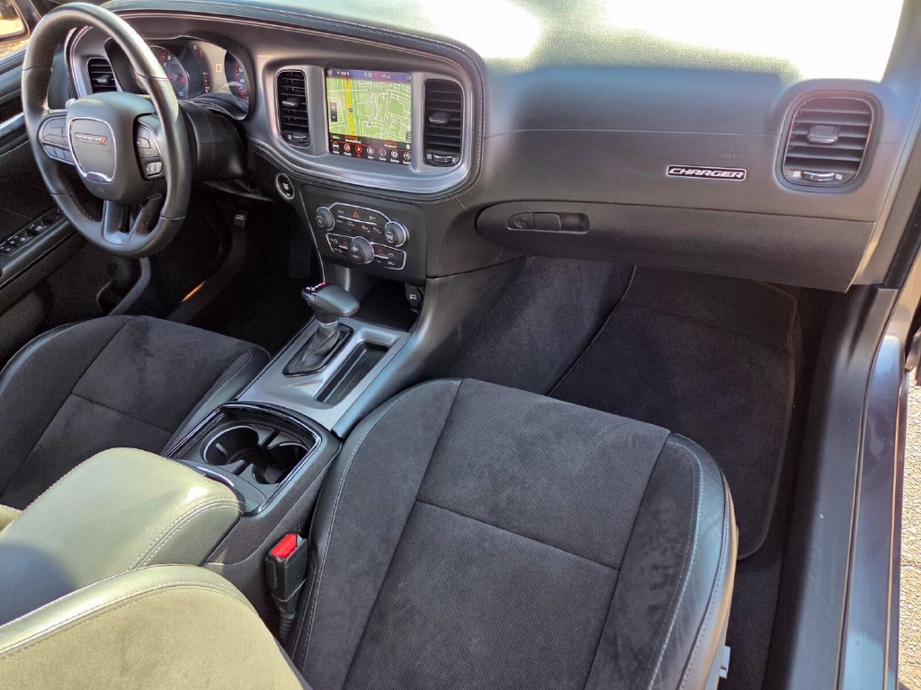 Used 2023 Dodge Charger R/T w/ Plus Group RWD image 21