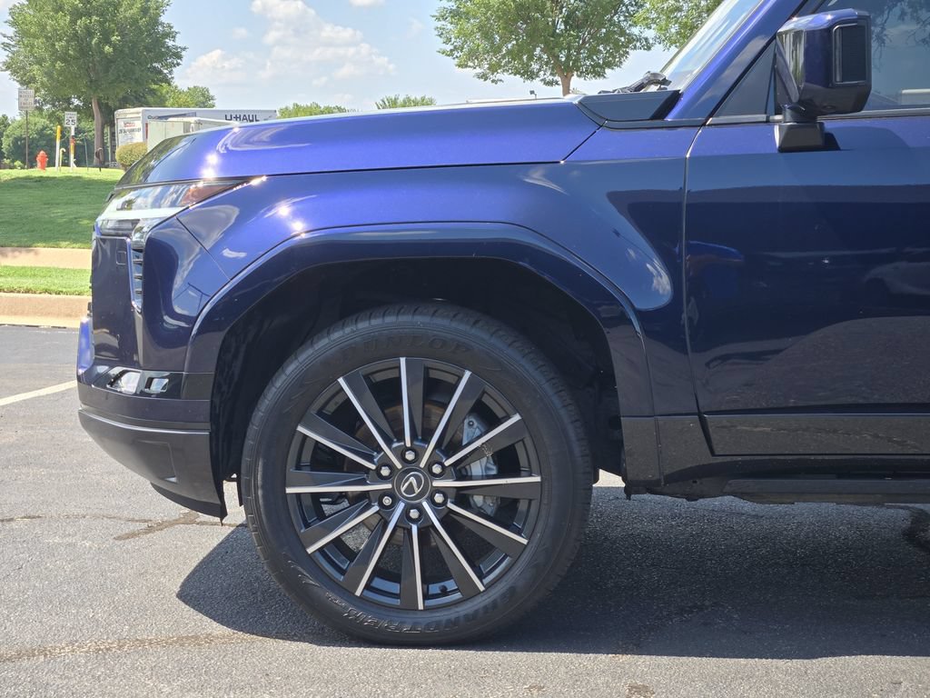 Used 2024 Lexus GX 550 w/ Accessory Package (Z1) AWD/4WD image 8