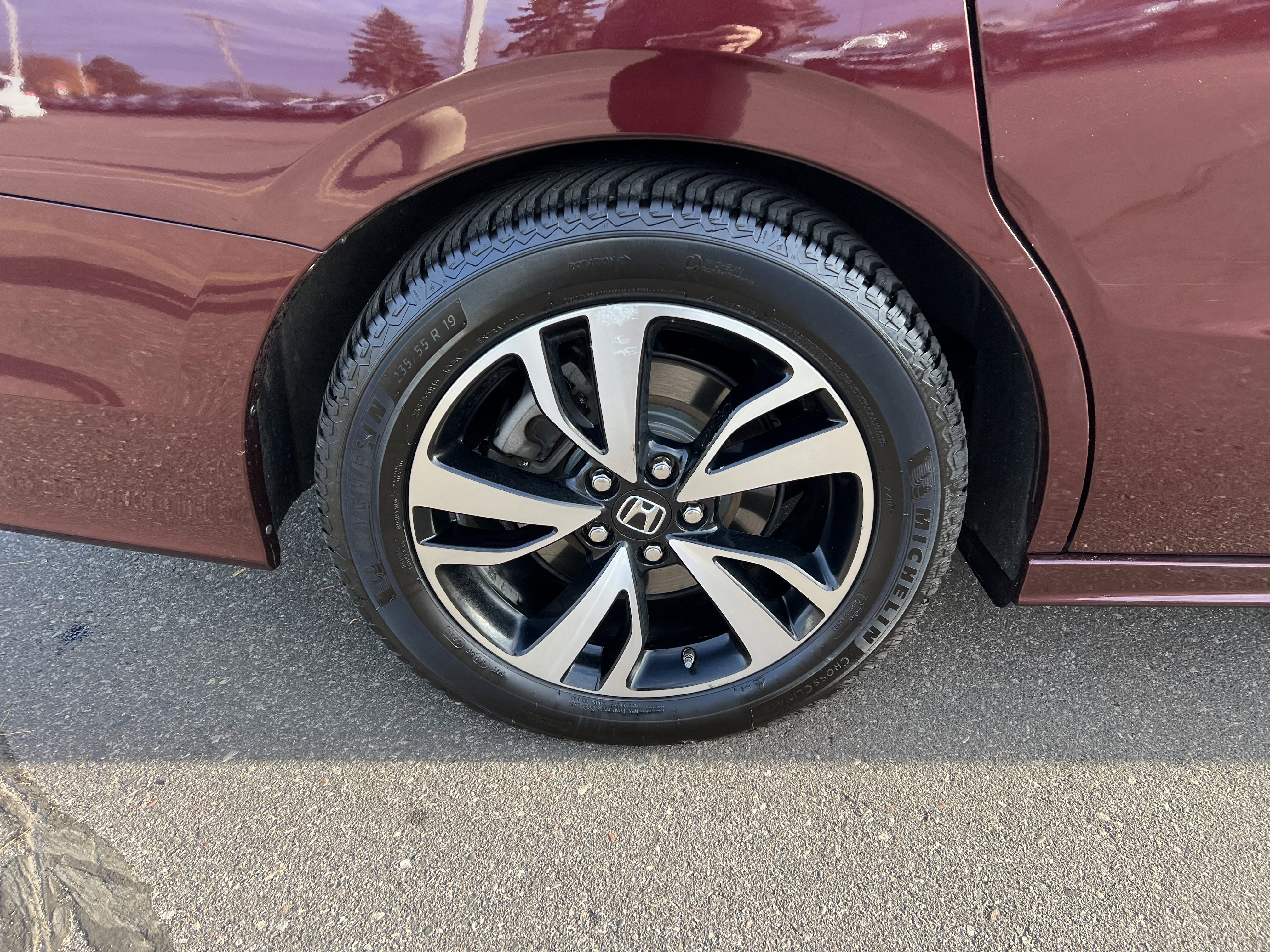 Used 2018 Honda Odyssey Elite image 9