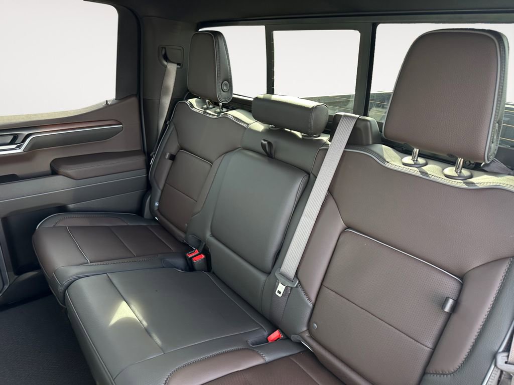New 2026 GMC Sierra 1500 Denali w/ Technology Package AWD/4WD image 13