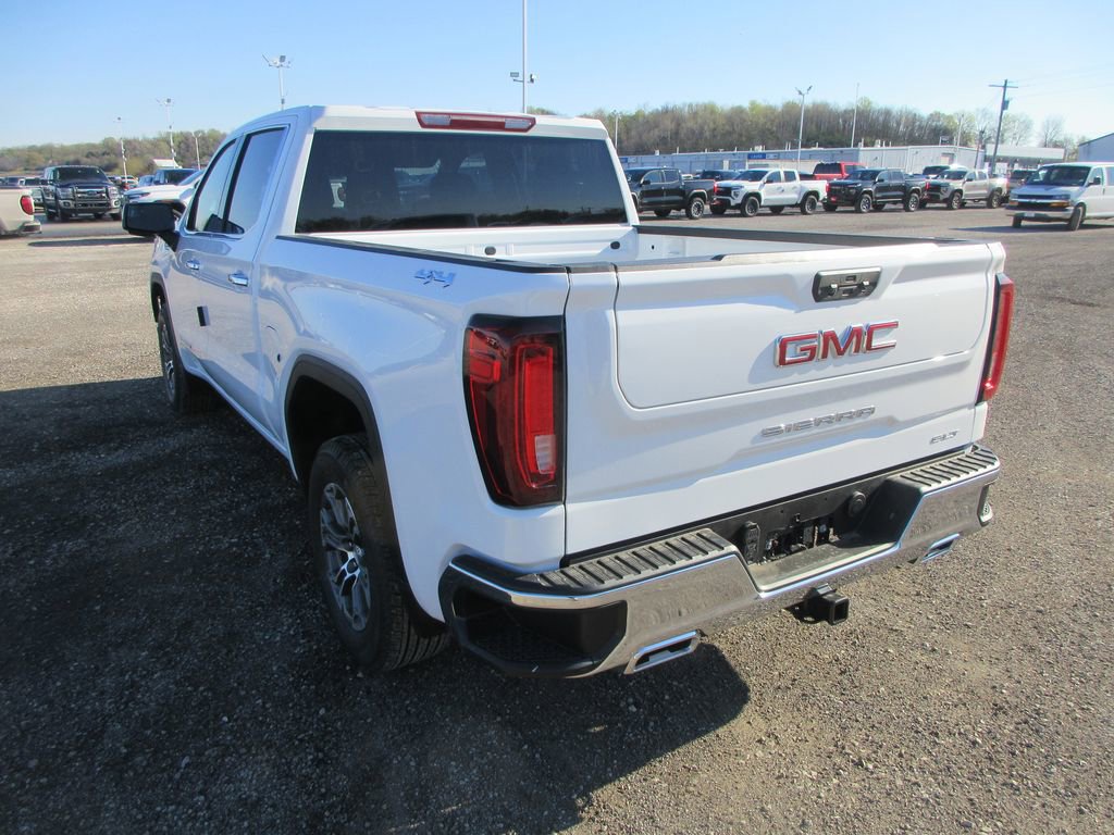 New 2026 GMC Sierra 1500 SLT image 7