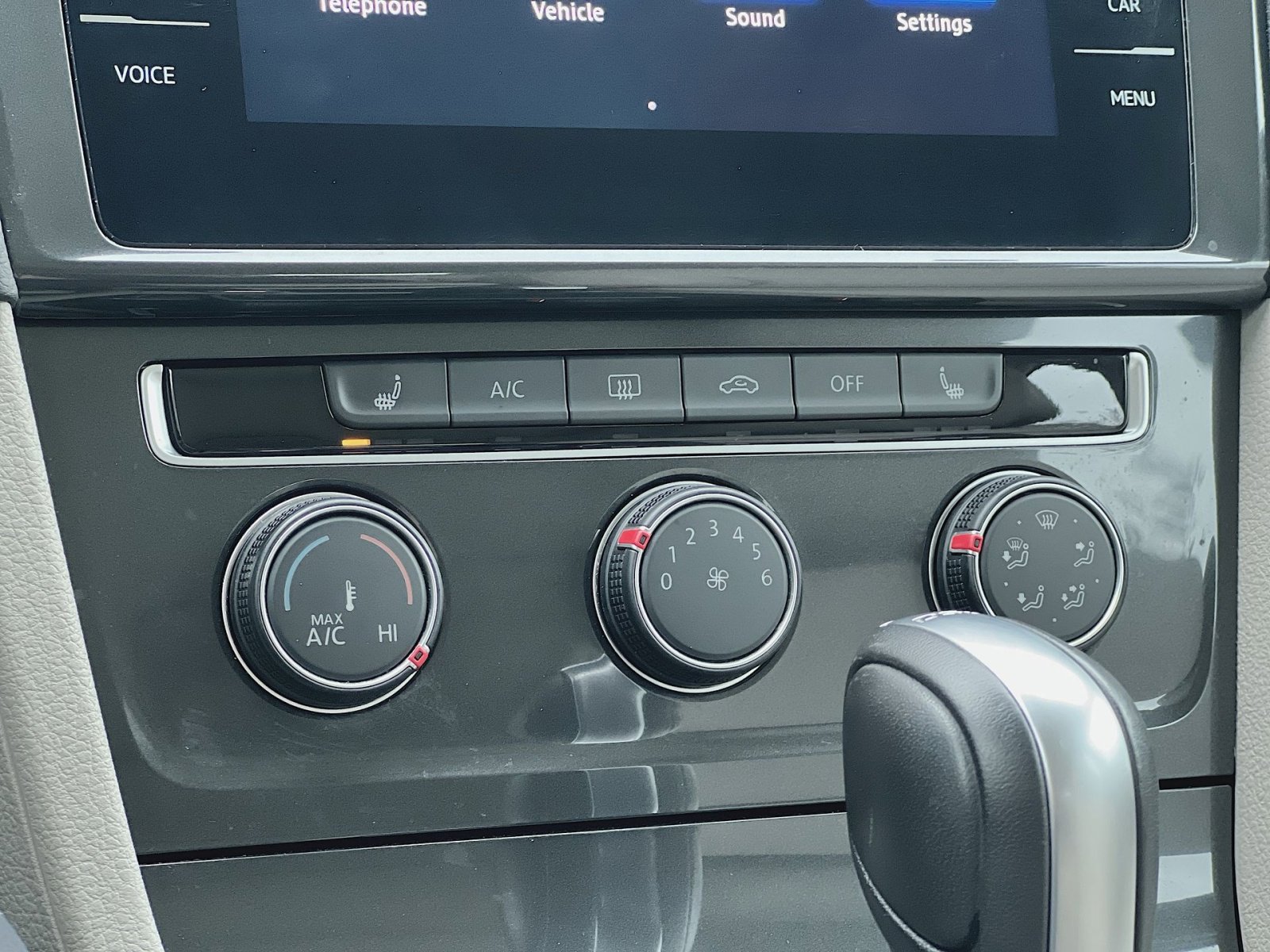 Used 2018 Volkswagen Golf Alltrack SE image 20