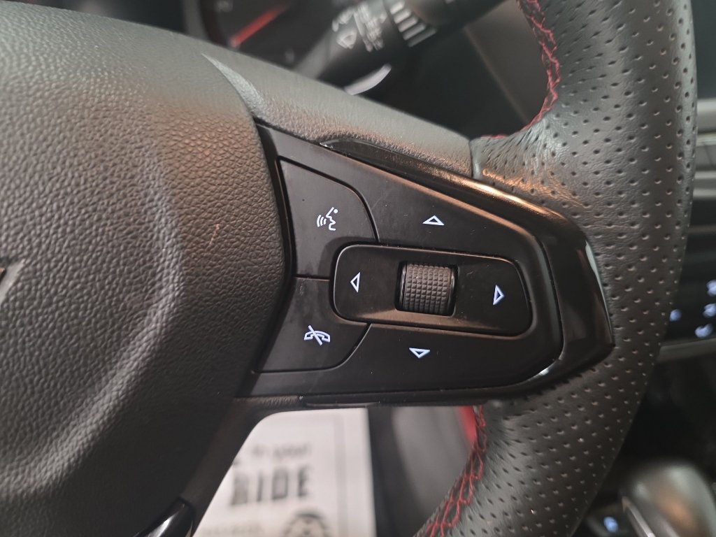 Used 2023 Chevrolet TrailBlazer RS AWD/4WD image 20
