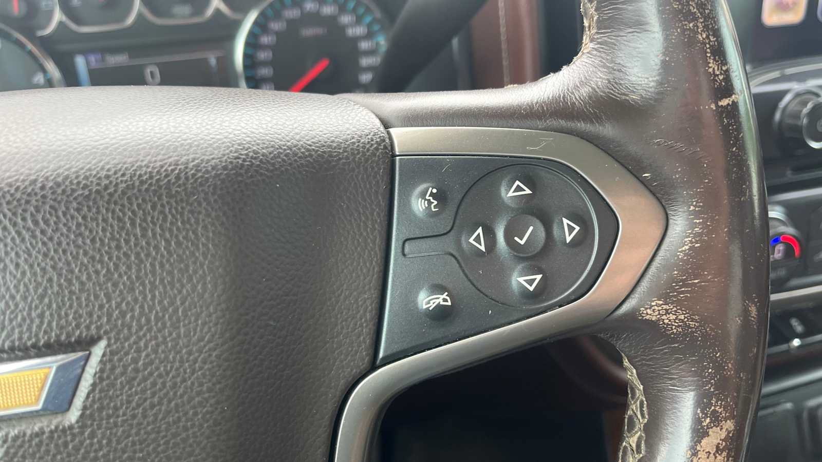 Used 2016 Chevrolet Silverado 3500 High Country w/ Duramax Plus Package AWD/4WD image 15