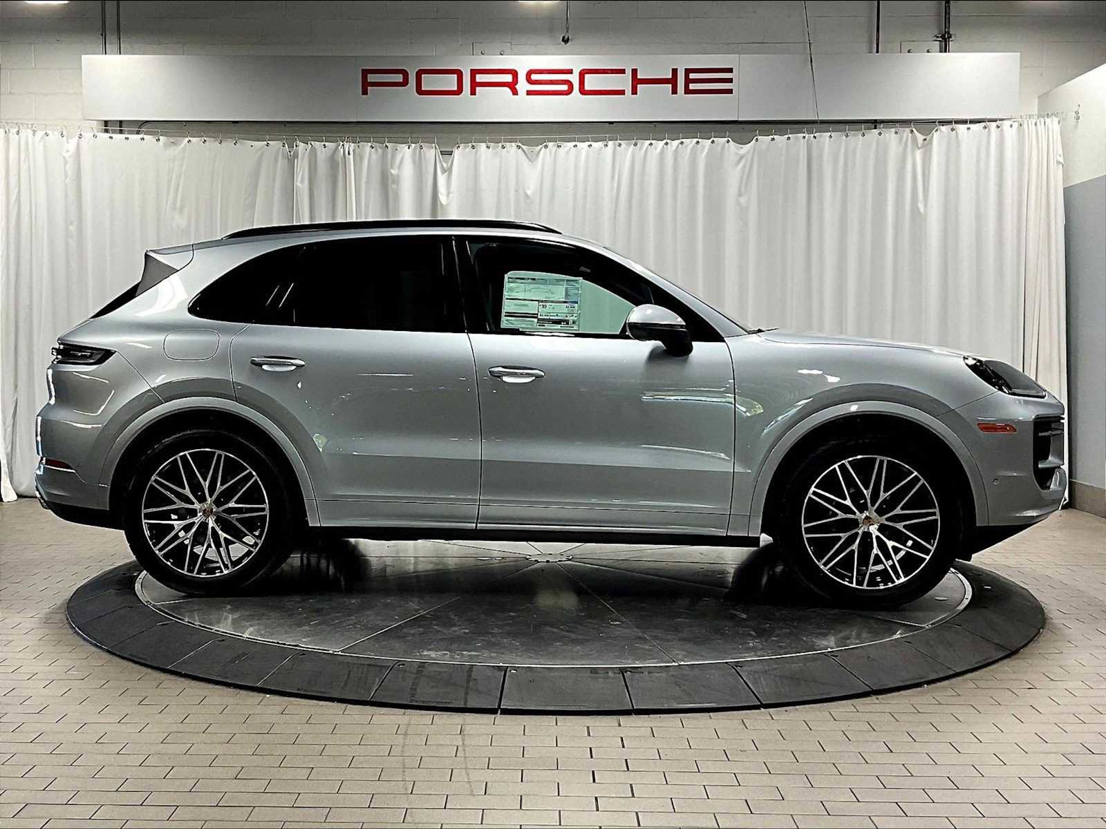 New 2026 Porsche Cayenne image 8