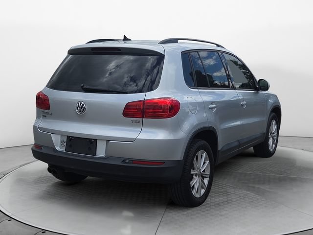 Used 2017 Volkswagen Tiguan Limited w/ Premium Package FWD image 5