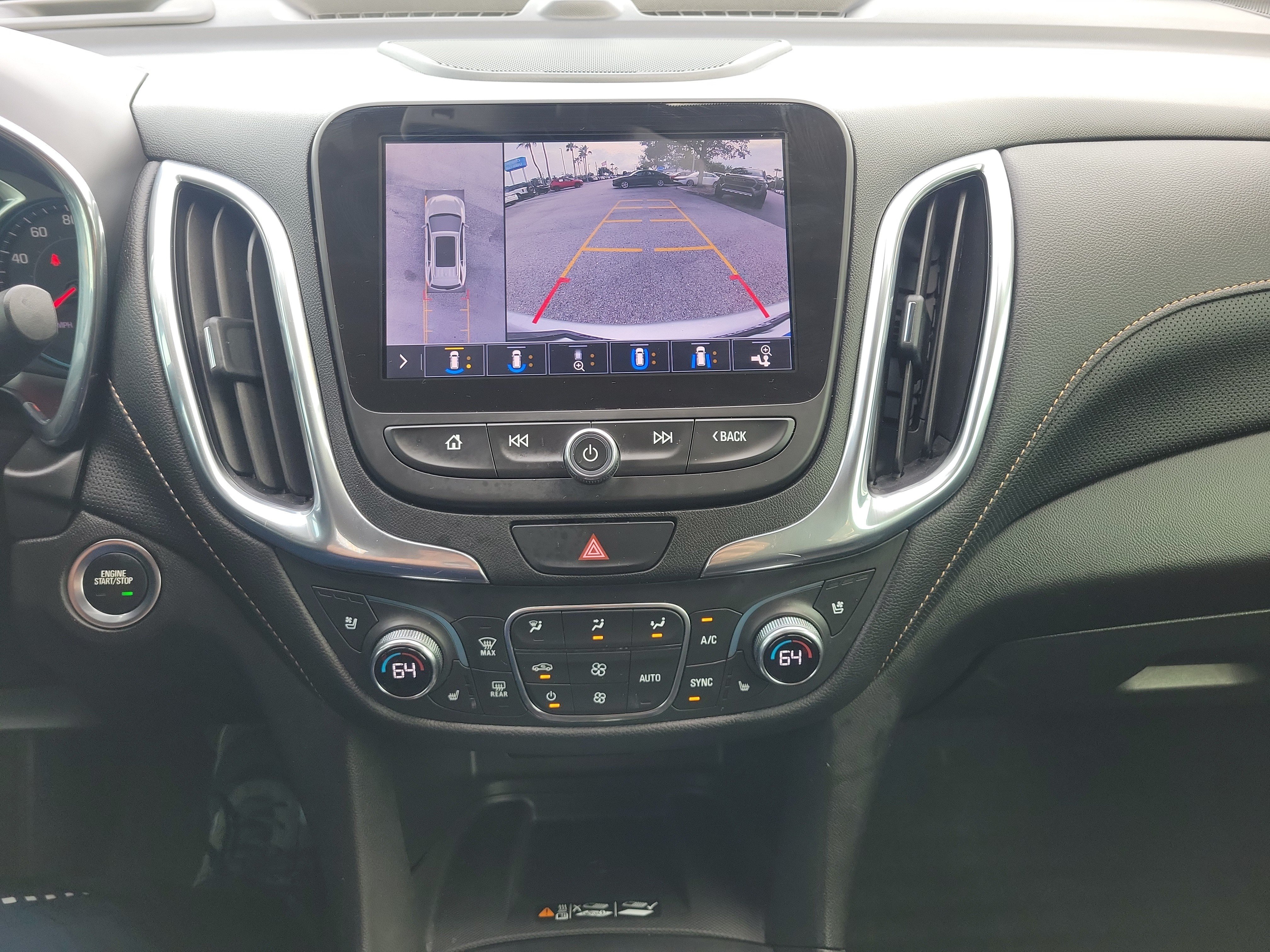 Used 2020 Chevrolet Equinox Premier FWD image 25