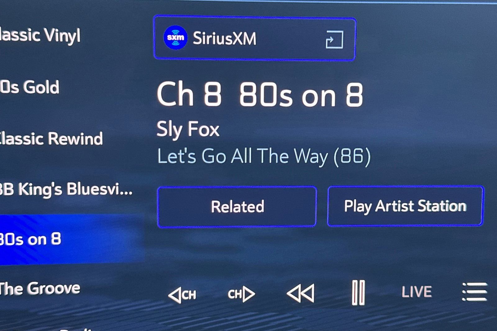 Used 2024 Chevrolet Traverse LT w/ Trailering Package image 21