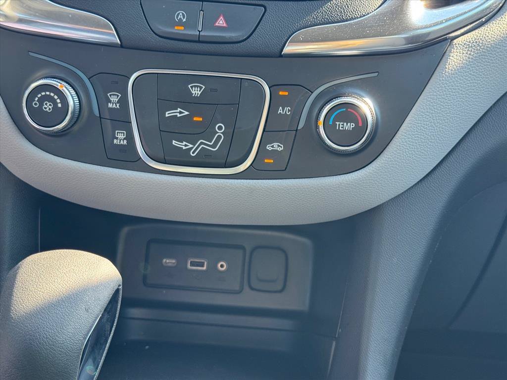 Used 2024 Chevrolet Equinox LS w/ LS Convenience Package FWD image 20