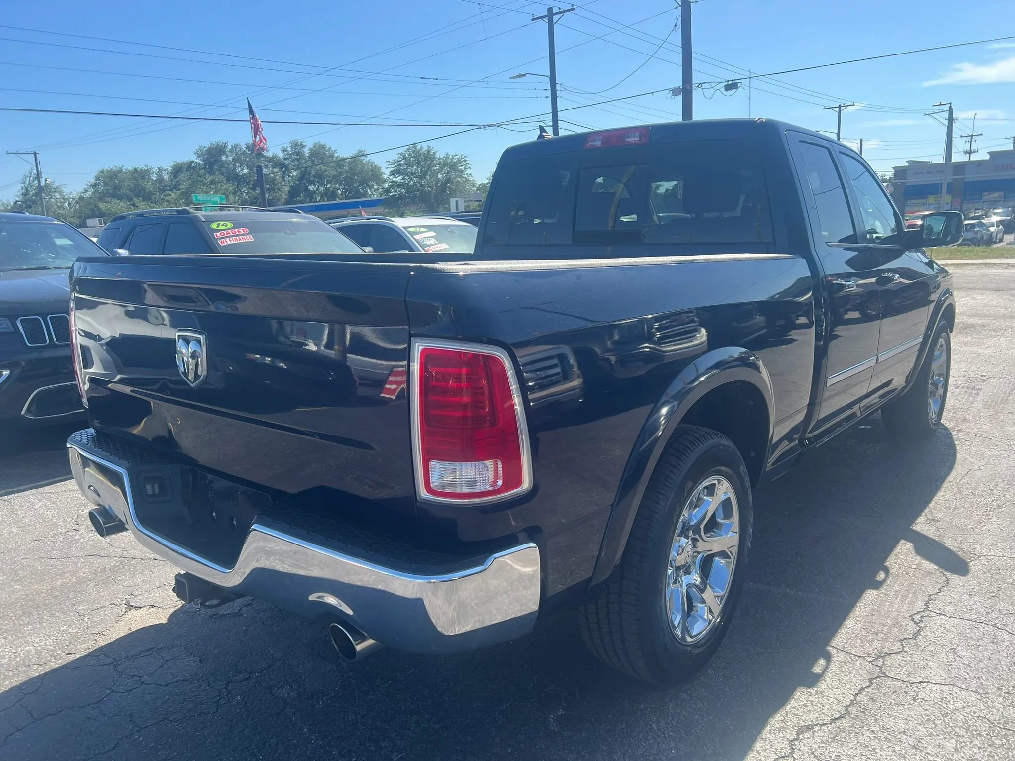 Used 2014 RAM 1500 Laramie w/ Convenience Group image 5