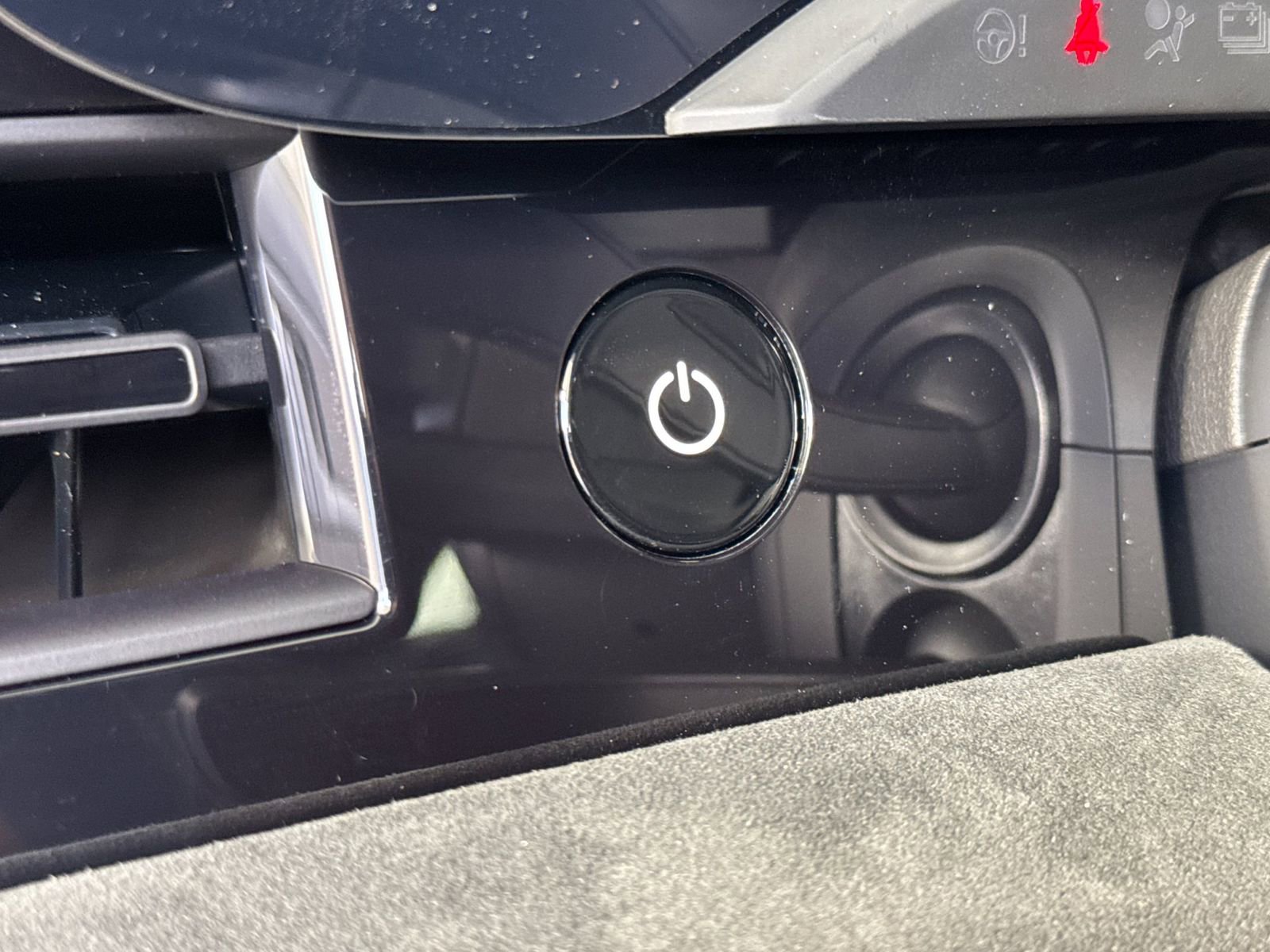 New 2026 Porsche Taycan GTS image 25