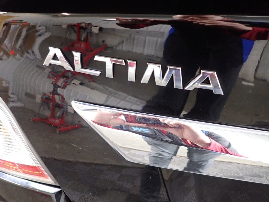 Used 2015 Nissan Altima 2.5 S w/ Special Edition Package image 14