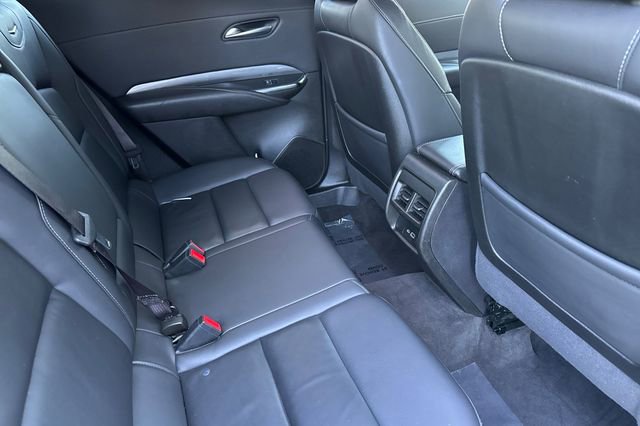 Used 2024 Cadillac XT4 Premium Luxury image 18